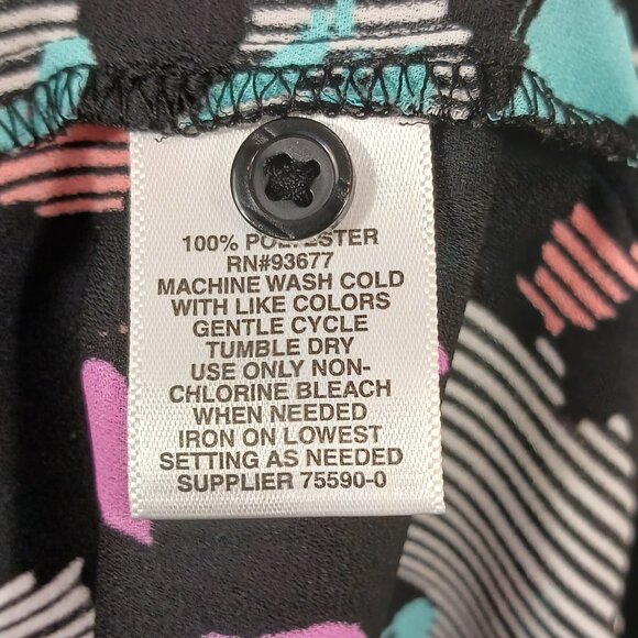 Boutique Brand, Plus Size 3X, Button Down blouse, Multi-Colored, Lovely, Light - Picture 10 of 16